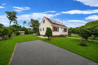 366 Albany Avenue, Amityville, NY 11701