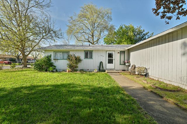 3025 Ingalls Drive, White City, OR 97503
