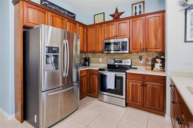 12929 REGIMENT DRIVE, Grand Island, FL 32735