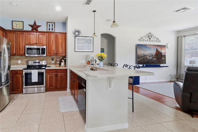 12929 REGIMENT DRIVE, Grand Island, FL 32735