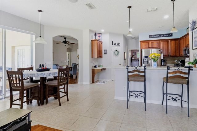 12929 REGIMENT DRIVE, Grand Island, FL 32735