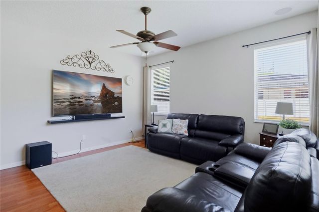 12929 REGIMENT DRIVE, Grand Island, FL 32735