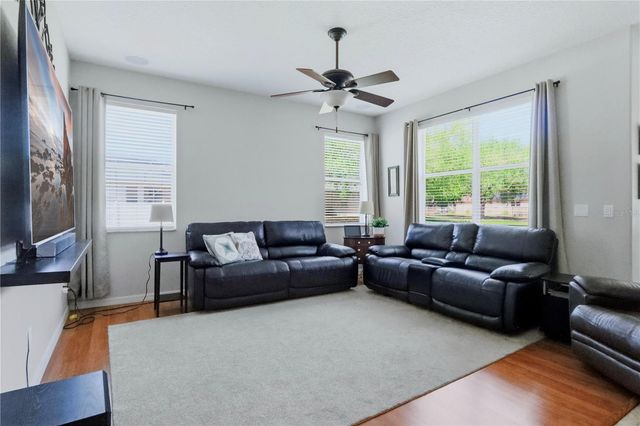 12929 REGIMENT DRIVE, Grand Island, FL 32735