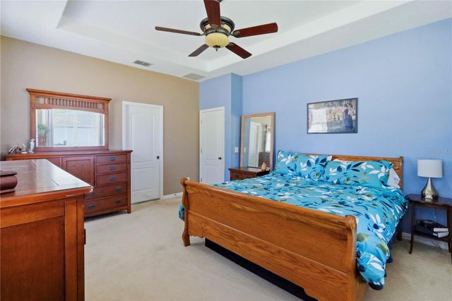 12929 REGIMENT DRIVE, Grand Island, FL 32735