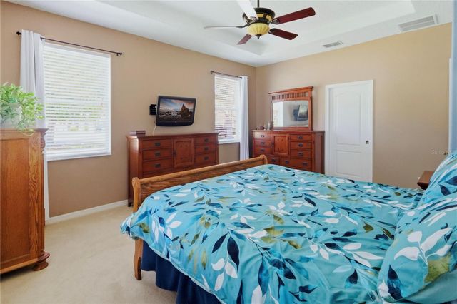 12929 REGIMENT DRIVE, Grand Island, FL 32735