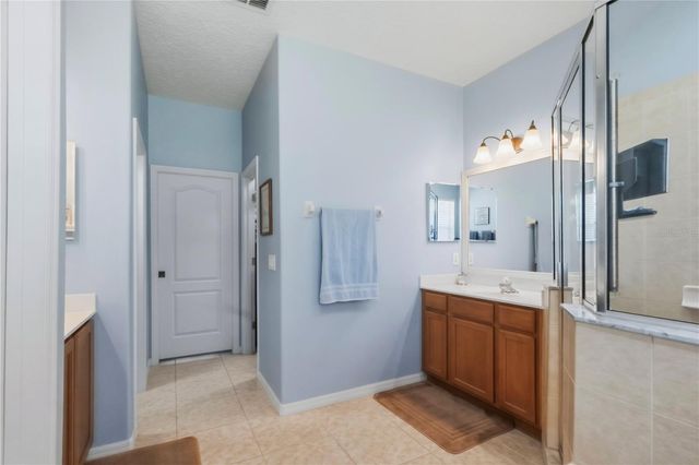 12929 REGIMENT DRIVE, Grand Island, FL 32735