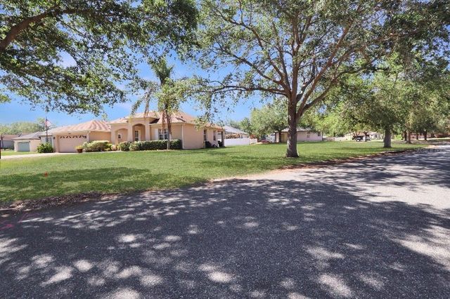 12929 REGIMENT DRIVE, Grand Island, FL 32735