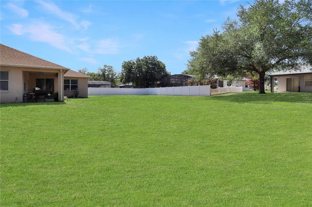 12929 REGIMENT DRIVE, Grand Island, FL 32735
