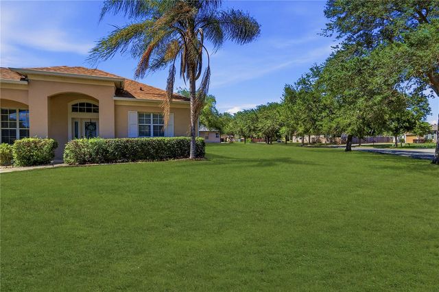 12929 REGIMENT DRIVE, Grand Island, FL 32735