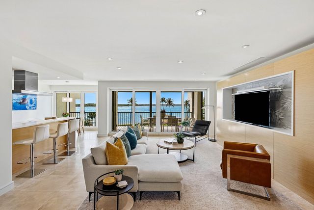 2820 SE Dune Drive 2306, Stuart, FL 34996