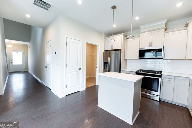 57 Robertson Avenue, Peachtree City, GA 30269