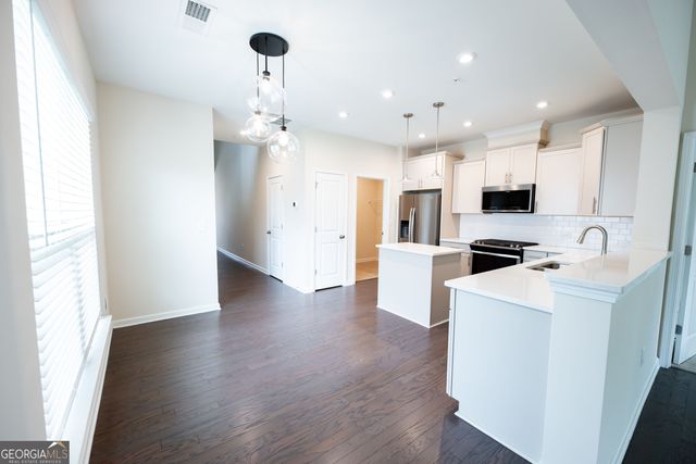 57 Robertson Avenue, Peachtree City, GA 30269
