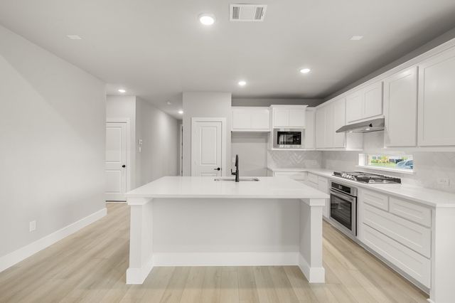 6708 Rosby Avenue, Fort Worth, TX 76123