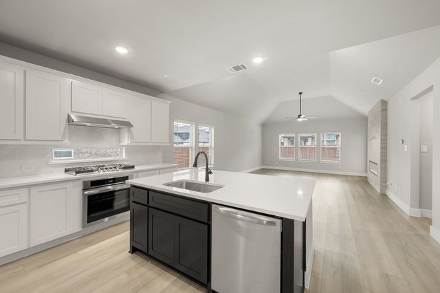 6708 Rosby Avenue, Fort Worth, TX 76123