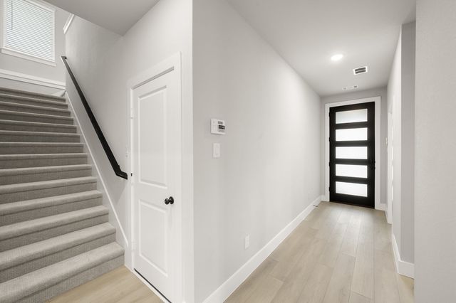 6708 Rosby Avenue, Fort Worth, TX 76123