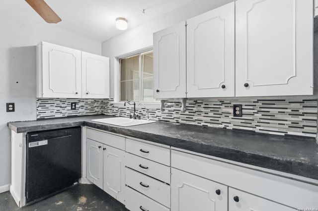 3830 Southport, San Antonio, TX 78223