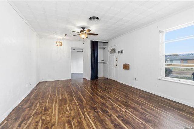 3830 Southport, San Antonio, TX 78223