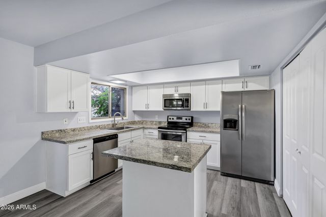 14 E HERMOSA Drive, Tempe, AZ 85282