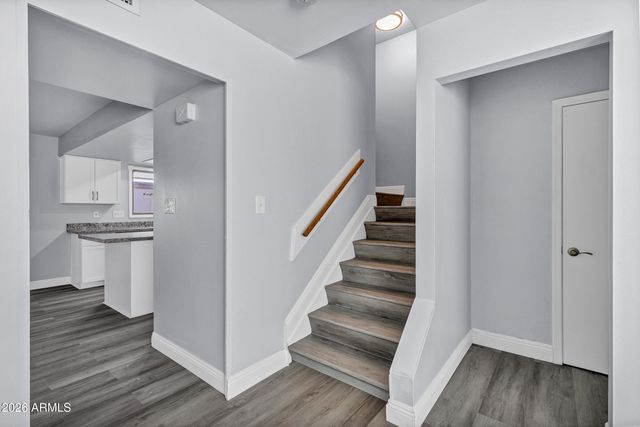 14 E HERMOSA Drive, Tempe, AZ 85282