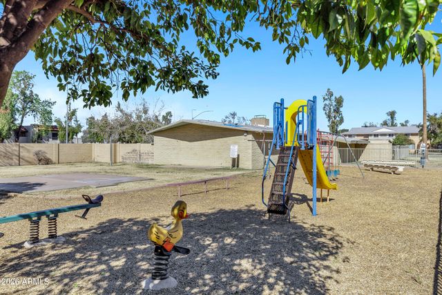 14 E HERMOSA Drive, Tempe, AZ 85282