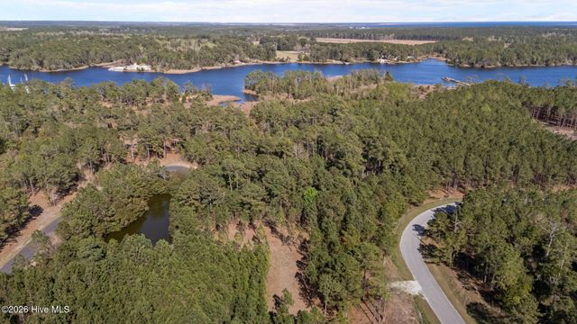 11 E Diamond Shoal Lane, Vandemere, NC 28587