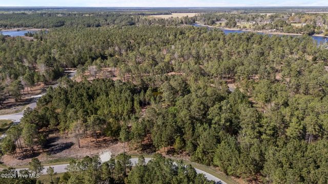 11 E Diamond Shoal Lane, Vandemere, NC 28587