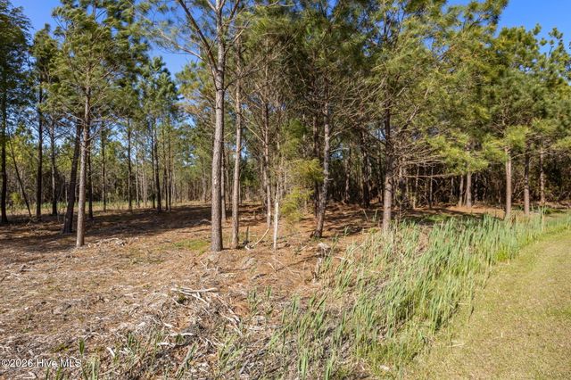 11 E Diamond Shoal Lane, Vandemere, NC 28587