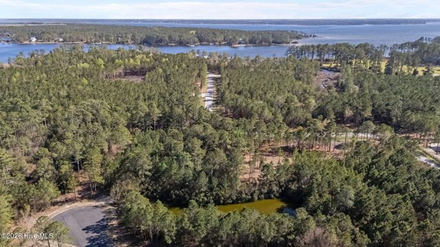 11 E Diamond Shoal Lane, Vandemere, NC 28587