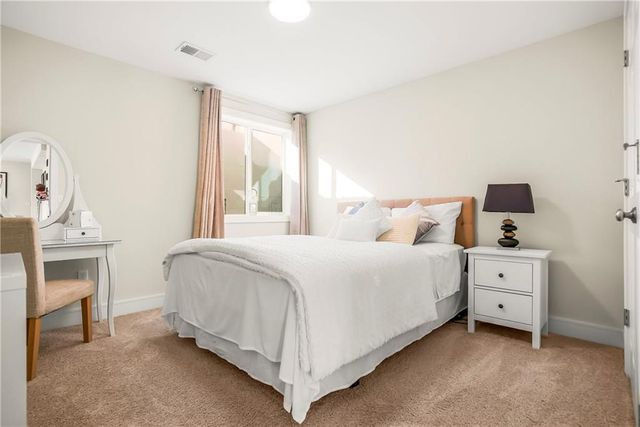 25417 W 142nd Place, Olathe, KS 66061