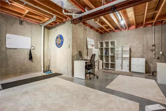 25417 W 142nd Place, Olathe, KS 66061