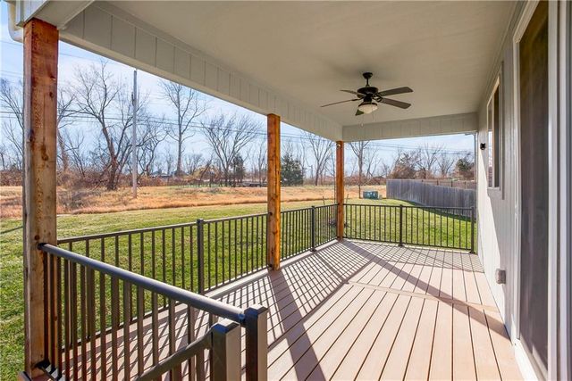 25417 W 142nd Place, Olathe, KS 66061