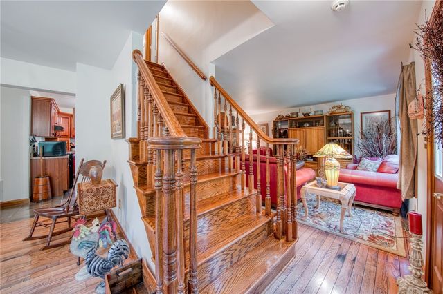 64 Shuster Rd, West Deer, PA 15044