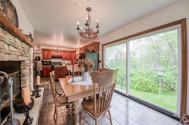 64 Shuster Rd, West Deer, PA 15044
