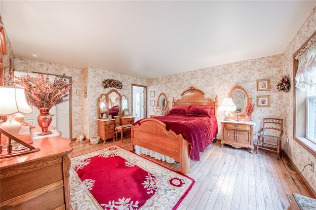 64 Shuster Rd, West Deer, PA 15044