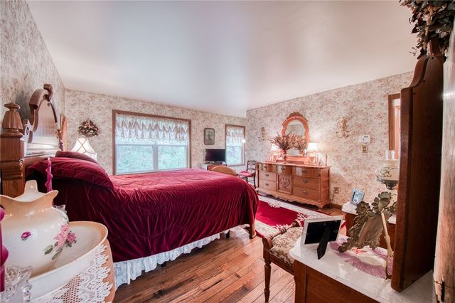 64 Shuster Rd, West Deer, PA 15044