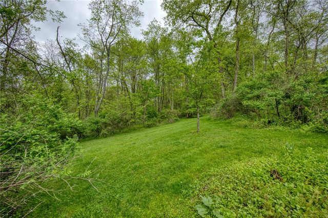 64 Shuster Rd, West Deer, PA 15044