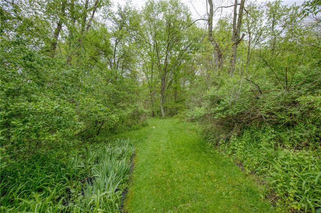 64 Shuster Rd, West Deer, PA 15044