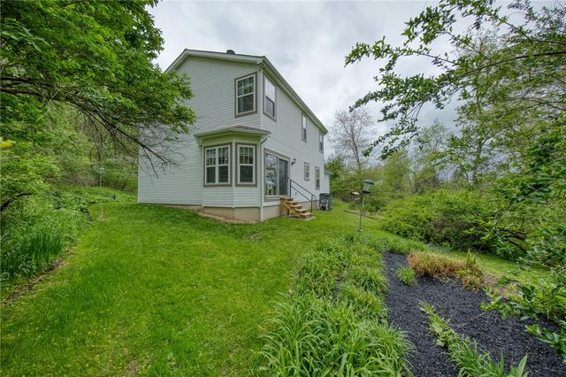 64 Shuster Rd, West Deer, PA 15044