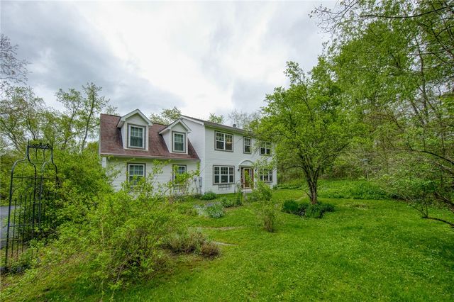64 Shuster Rd, West Deer, PA 15044