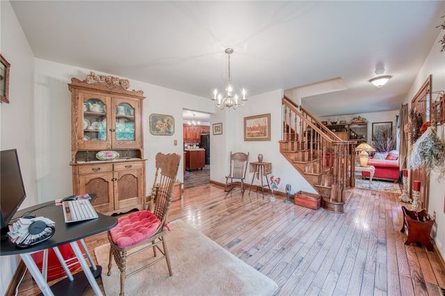64 Shuster Rd, West Deer, PA 15044