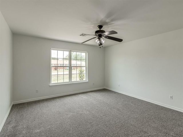 6151 Wooster St, Norman, OK 73071