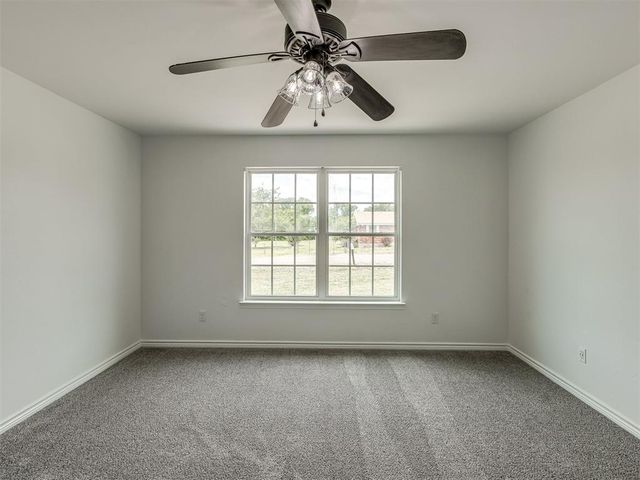 6151 Wooster St, Norman, OK 73071