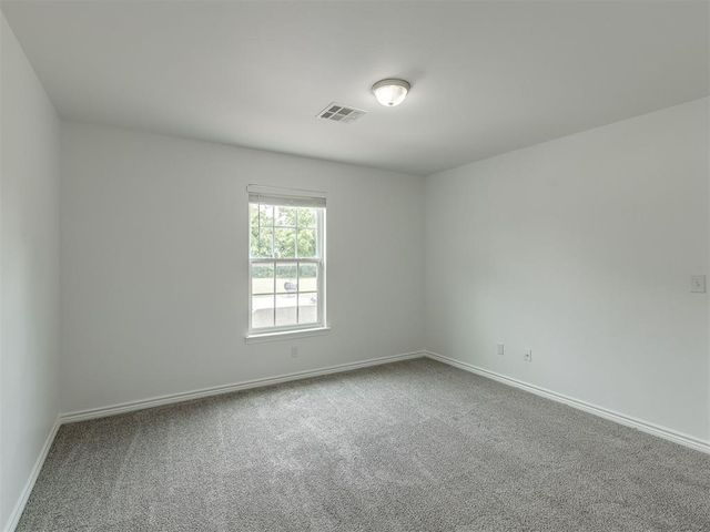 6151 Wooster St, Norman, OK 73071