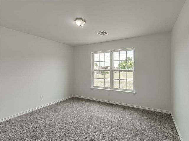 6151 Wooster St, Norman, OK 73071