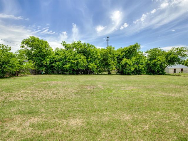 6151 Wooster St, Norman, OK 73071