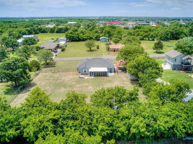 6151 Wooster St, Norman, OK 73071
