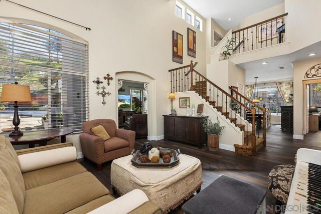 997 Masters Dr, Oceanside, CA 92057