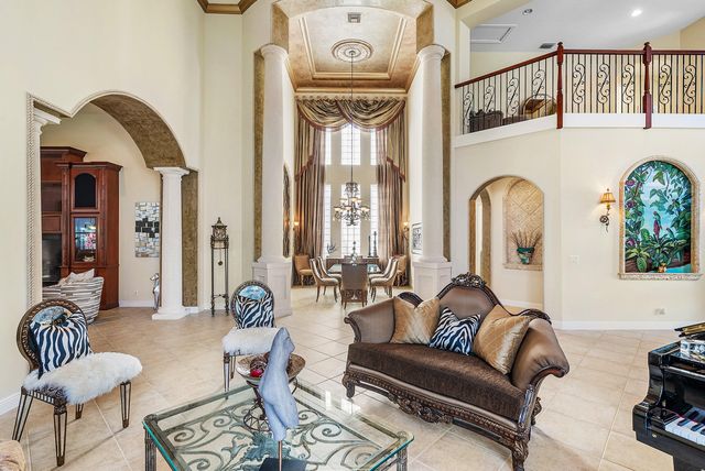 8042 Laurel Ridge Court, Delray Beach, FL 33446