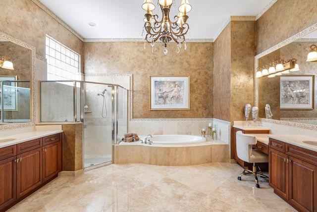 8042 Laurel Ridge Court, Delray Beach, FL 33446