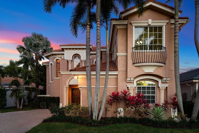8042 Laurel Ridge Court, Delray Beach, FL 33446